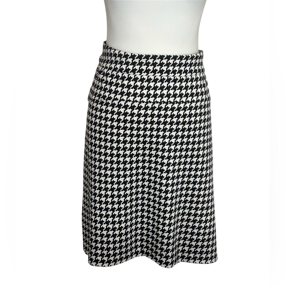 MICHAEL Michael Kors Black
White Houndstooth Pencil Skirt
EUC Women SZ 12